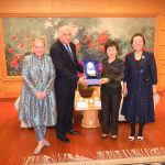 З Віце-мером м. Далянь Чжу Ченцин та Ректором Університету іноземних мов м. Далянь Сунь Юйхуа