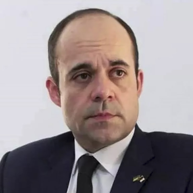 Максим Субх